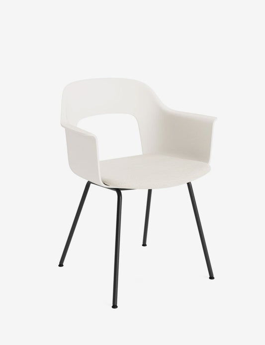 LAYOUT ARMCHAIR 213 BLACK