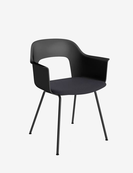 LAYOUT ARMCHAIR 213 BLACK