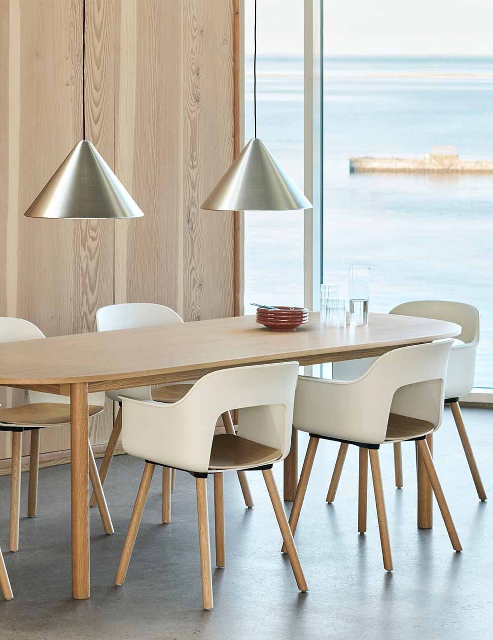 LAYOUT ARMCHAIR 222 OAK