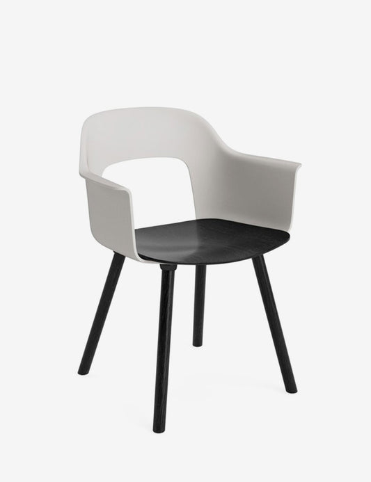 LAYOUT ARMCHAIR 222 BLACK OAK