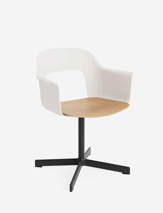 LAYOUT ARMCHAIR 232 BLACK/OAK