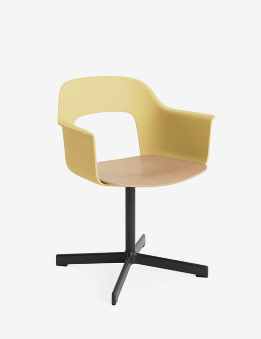 LAYOUT ARMCHAIR 232 BLACK/OAK