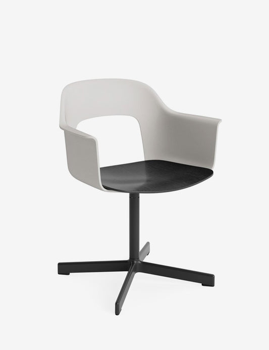LAYOUT ARMCHAIR 232 BLACK/BLACK OAK