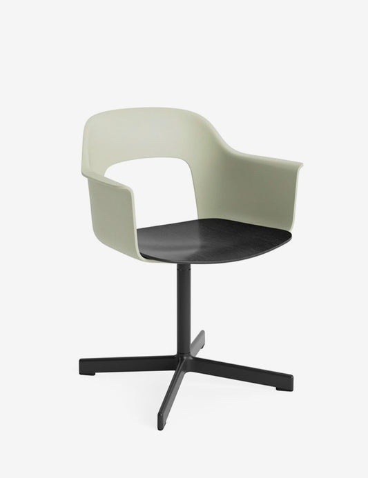 LAYOUT ARMCHAIR 232 BLACK/BLACK OAK