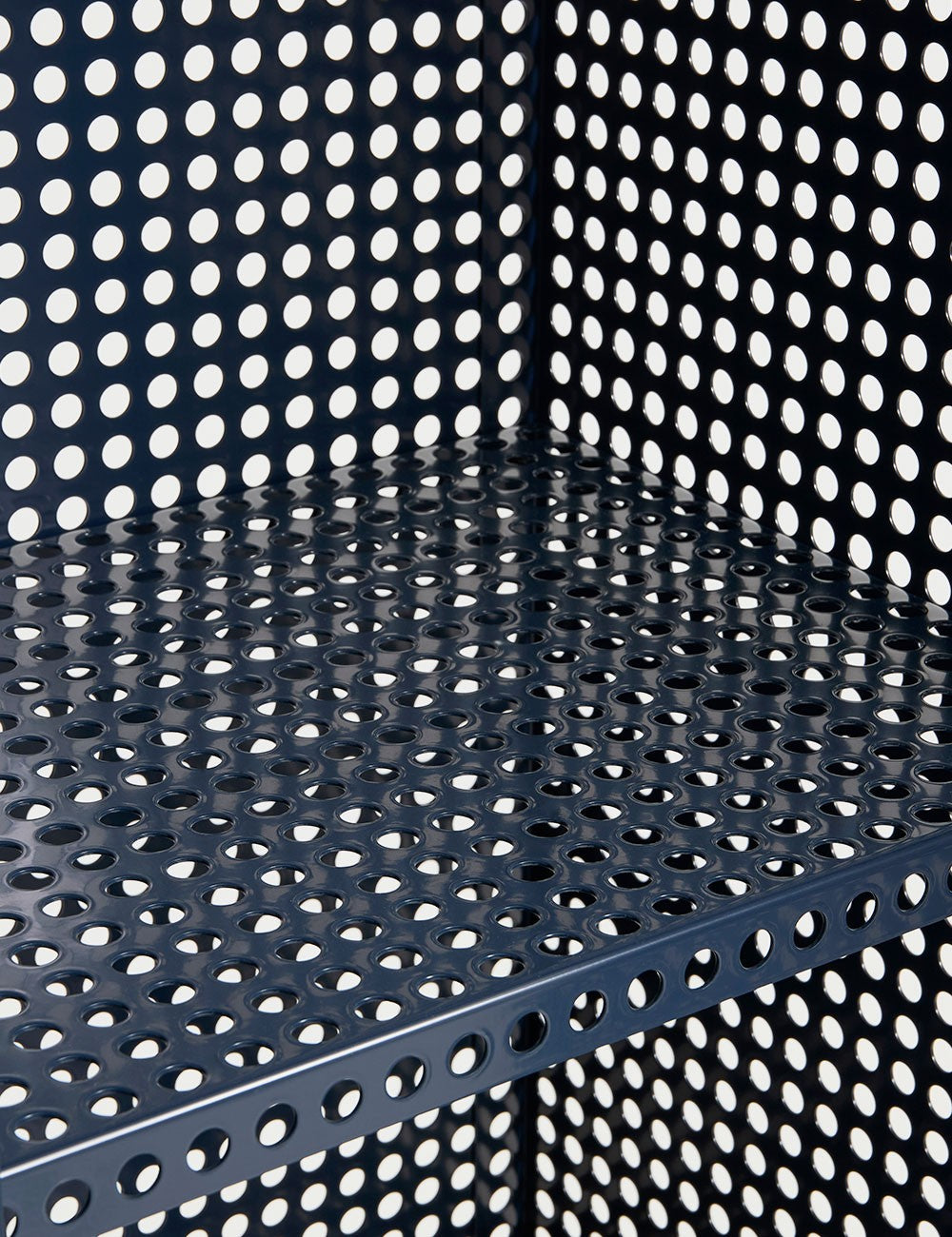 plancher d'armoire perforé grand