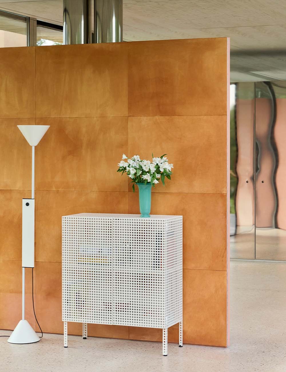 twist floor lamp