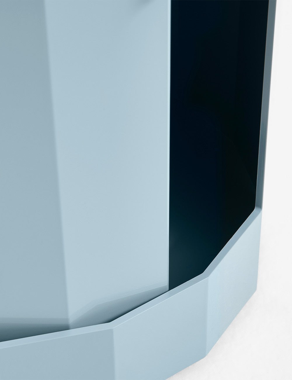 armoire à facettes haute