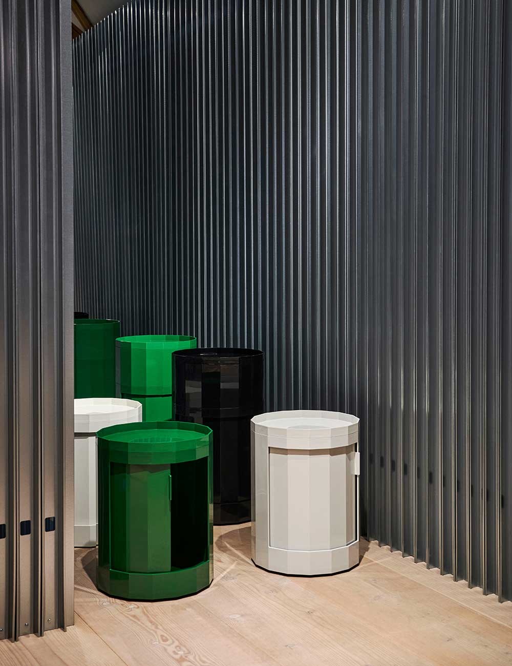 meuble à facettes bas