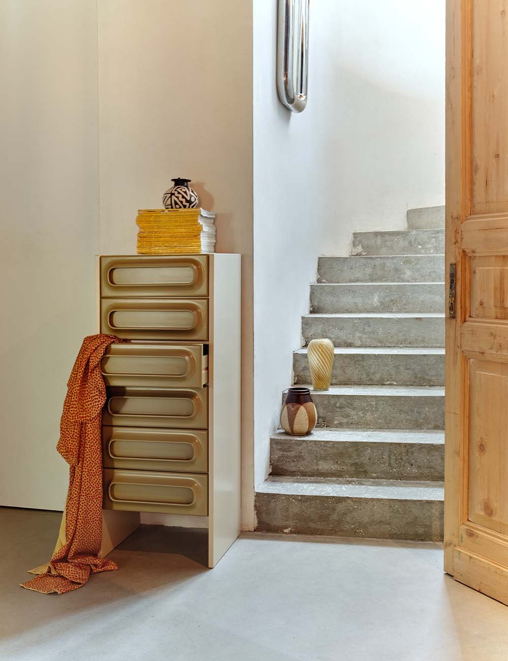 space drawer cabinet sage/cream