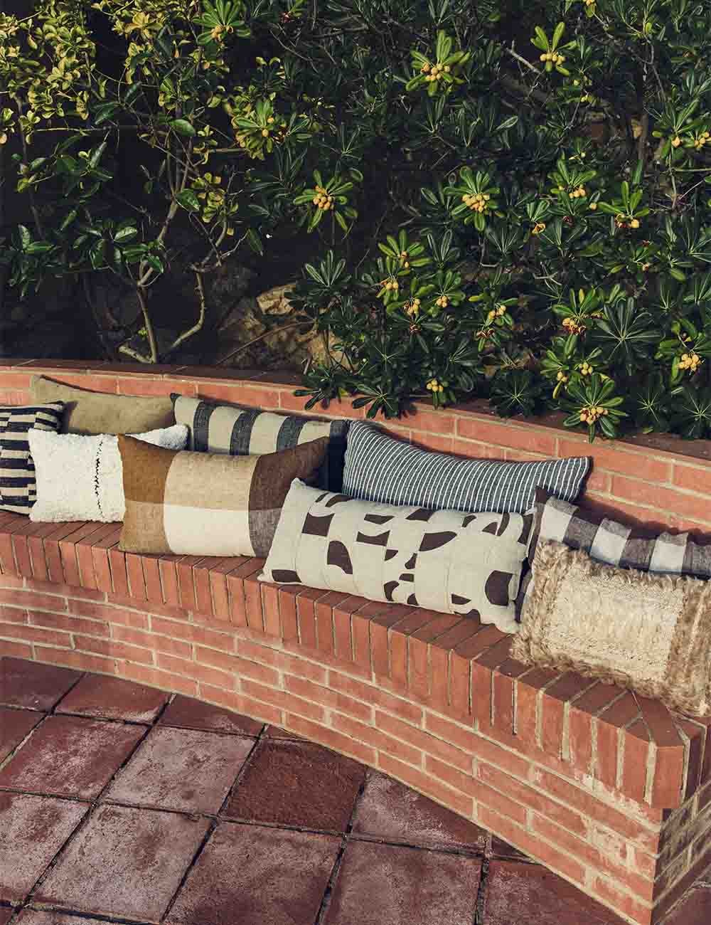 NATURAL PATCHED CUSHION