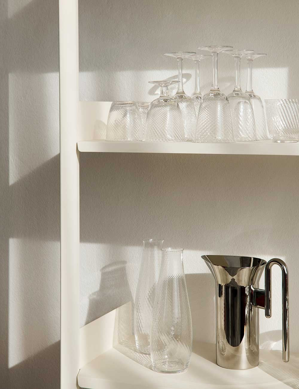 Système modulaire d'étagères Rombe IF1