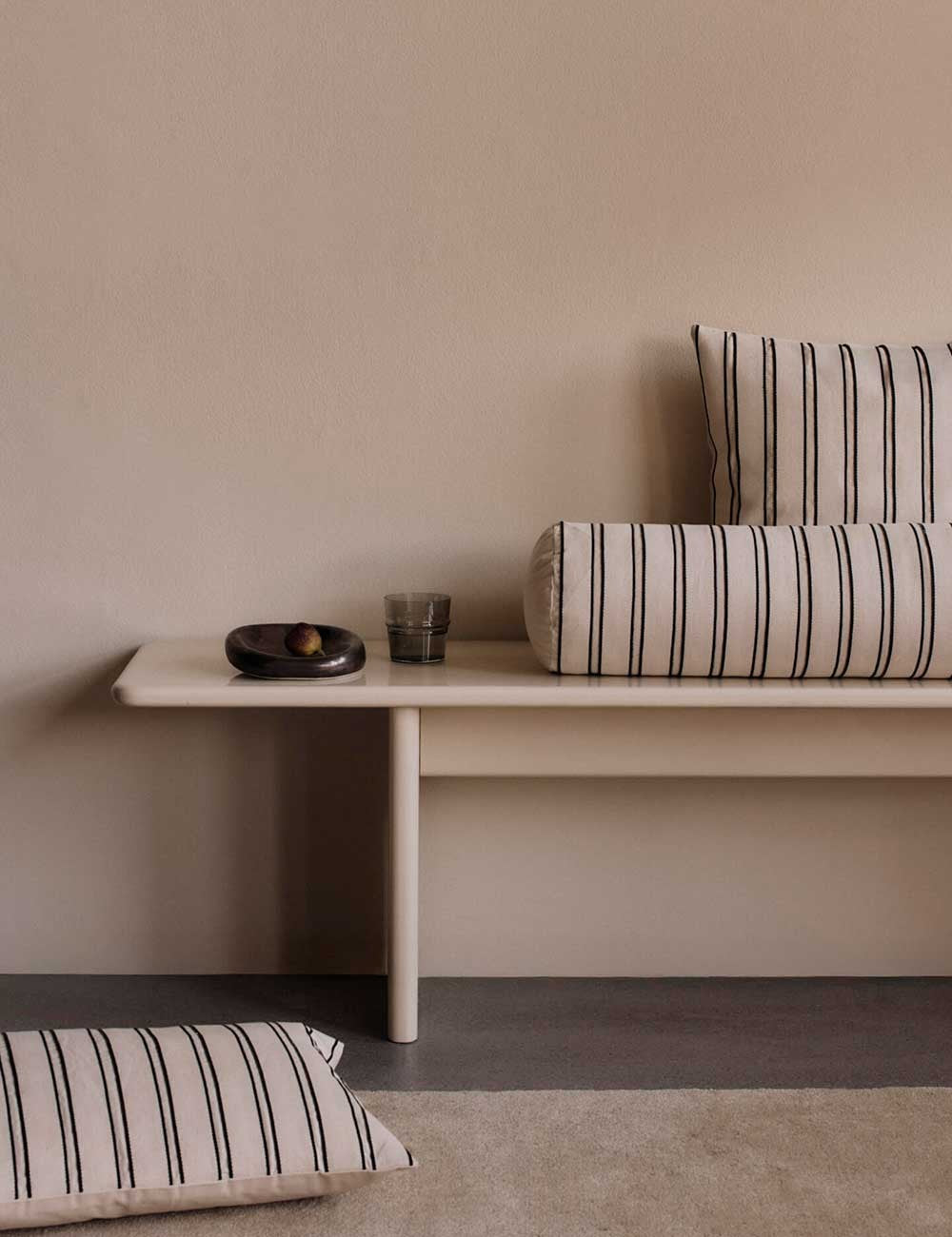 TWILL BOLSTER CUSHION