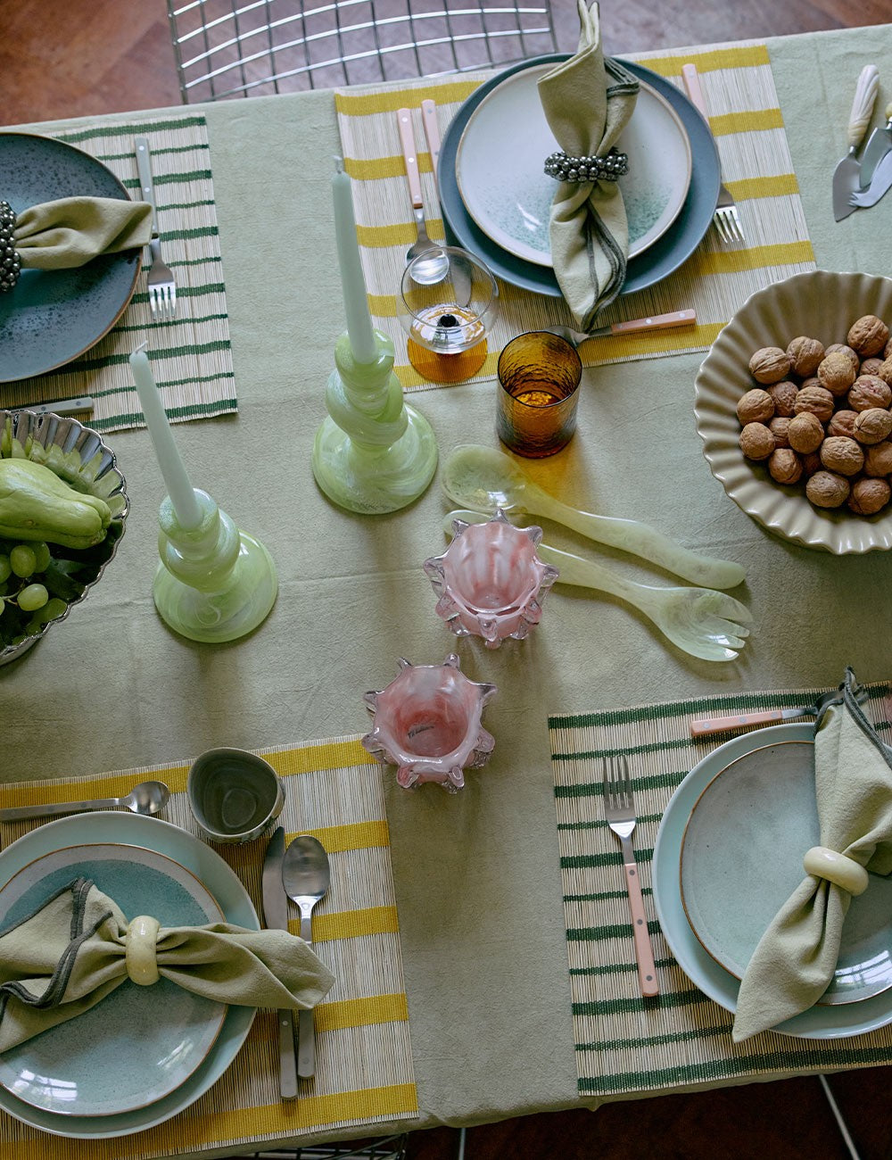 KNOTTED CANDLEHOLDER MEDIUM