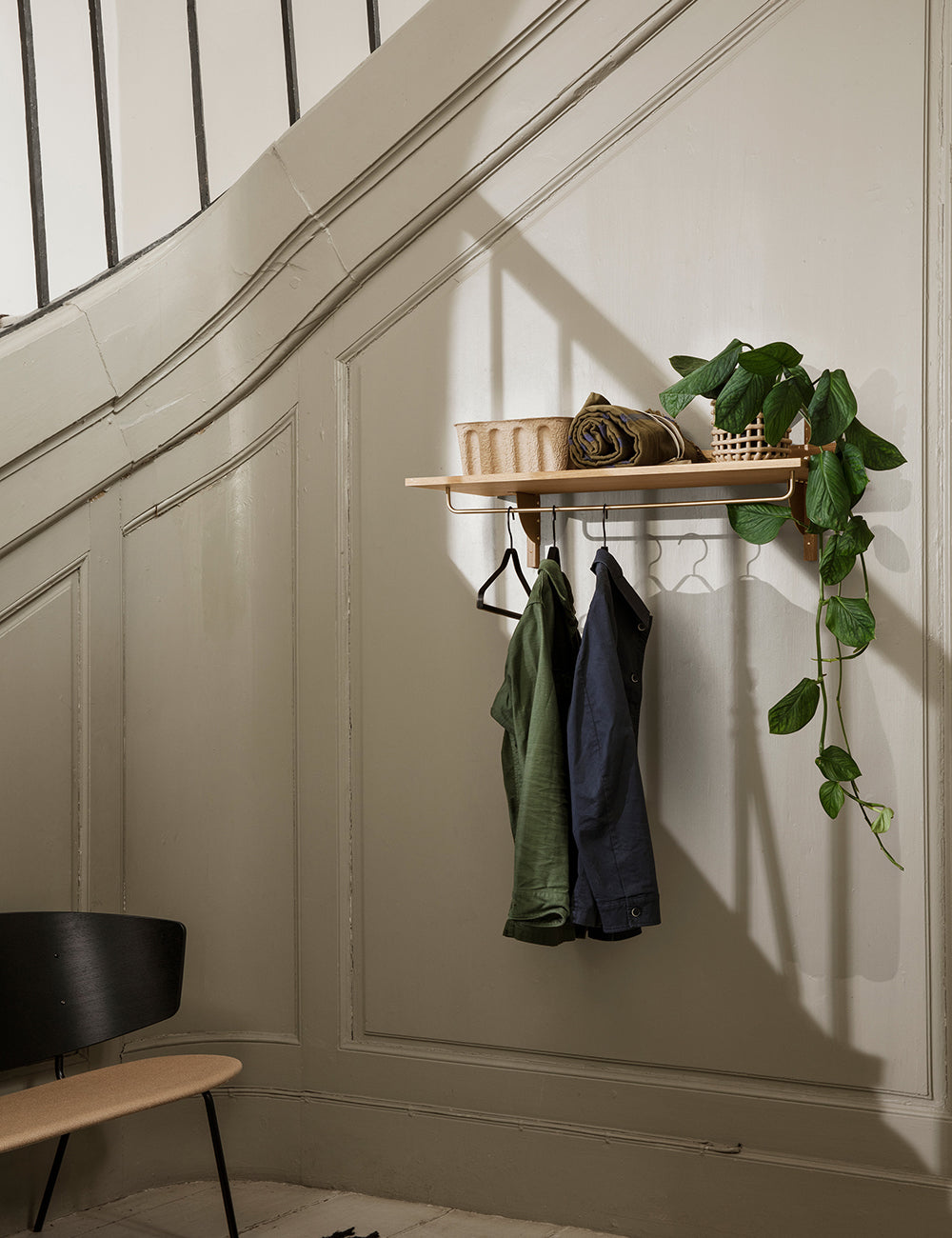 Estante con barra Sector