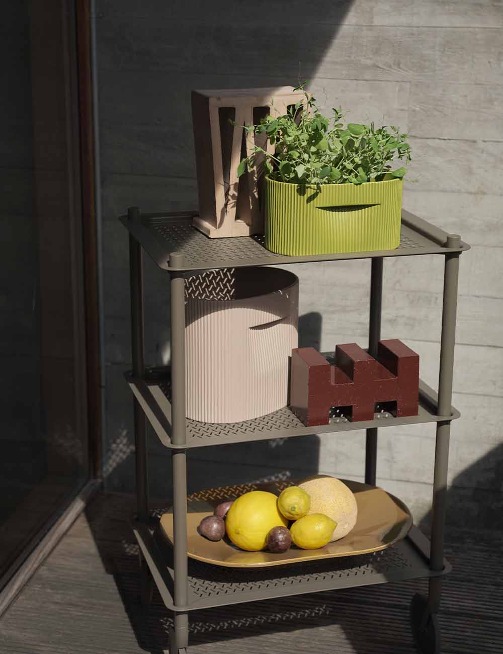 FLOW OUTDOOR TROLLEY 3 LAYER