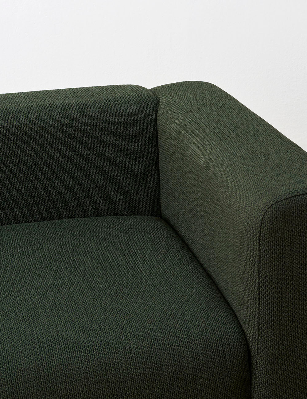 Sofá Mags Soft 2.5 reposabrazos bajo Comb 1