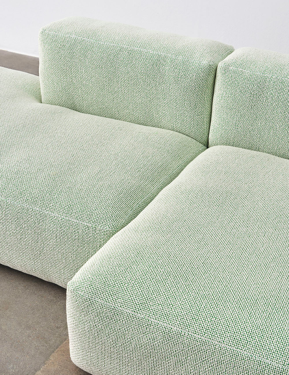 Sofá Mags Soft 2.5 reposabrazos bajo Comb 1