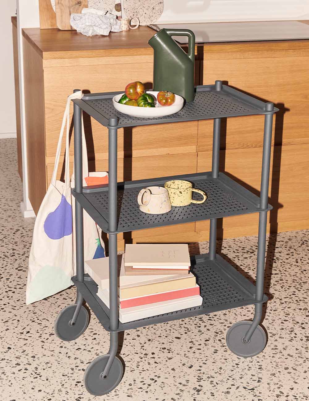 FLOW OUTDOOR TROLLEY 3 LAYER