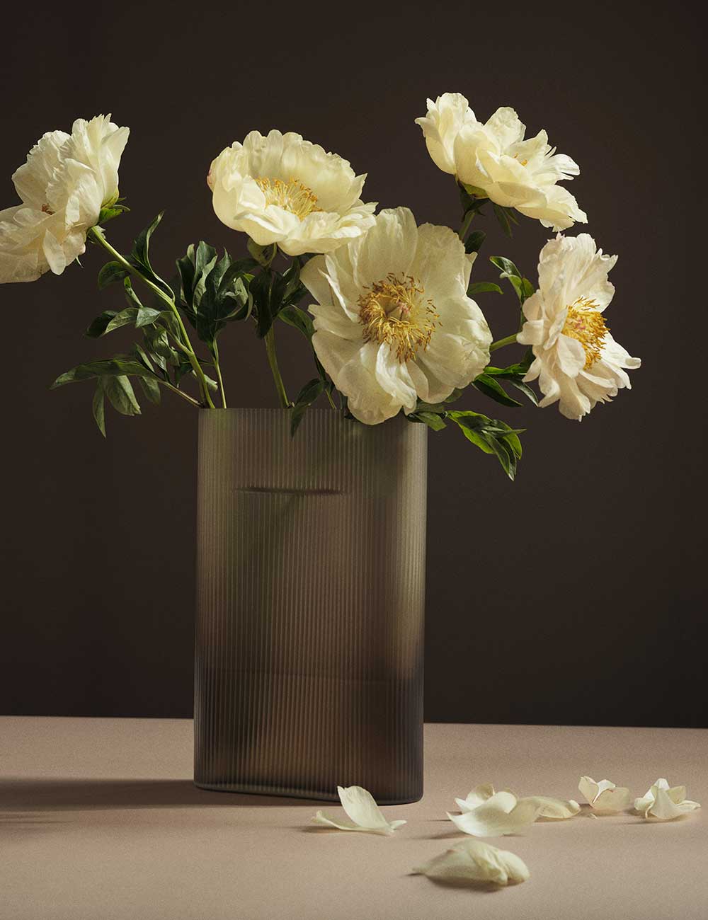Ridge vase frosted glass H48,5