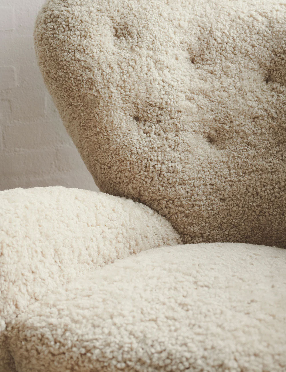 Poltrona The Tired Man Sheepskin