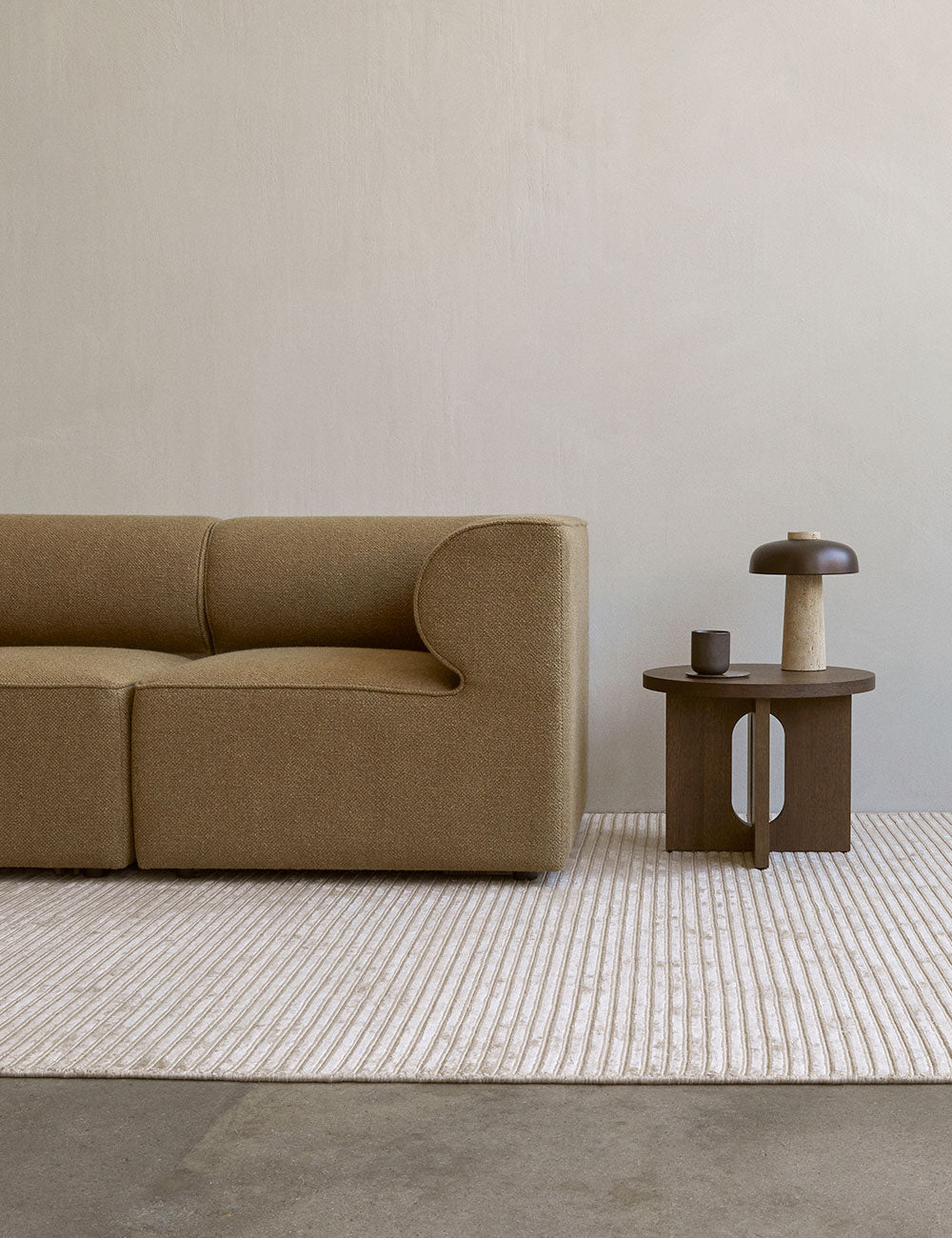 Androgyne side table Ø50
