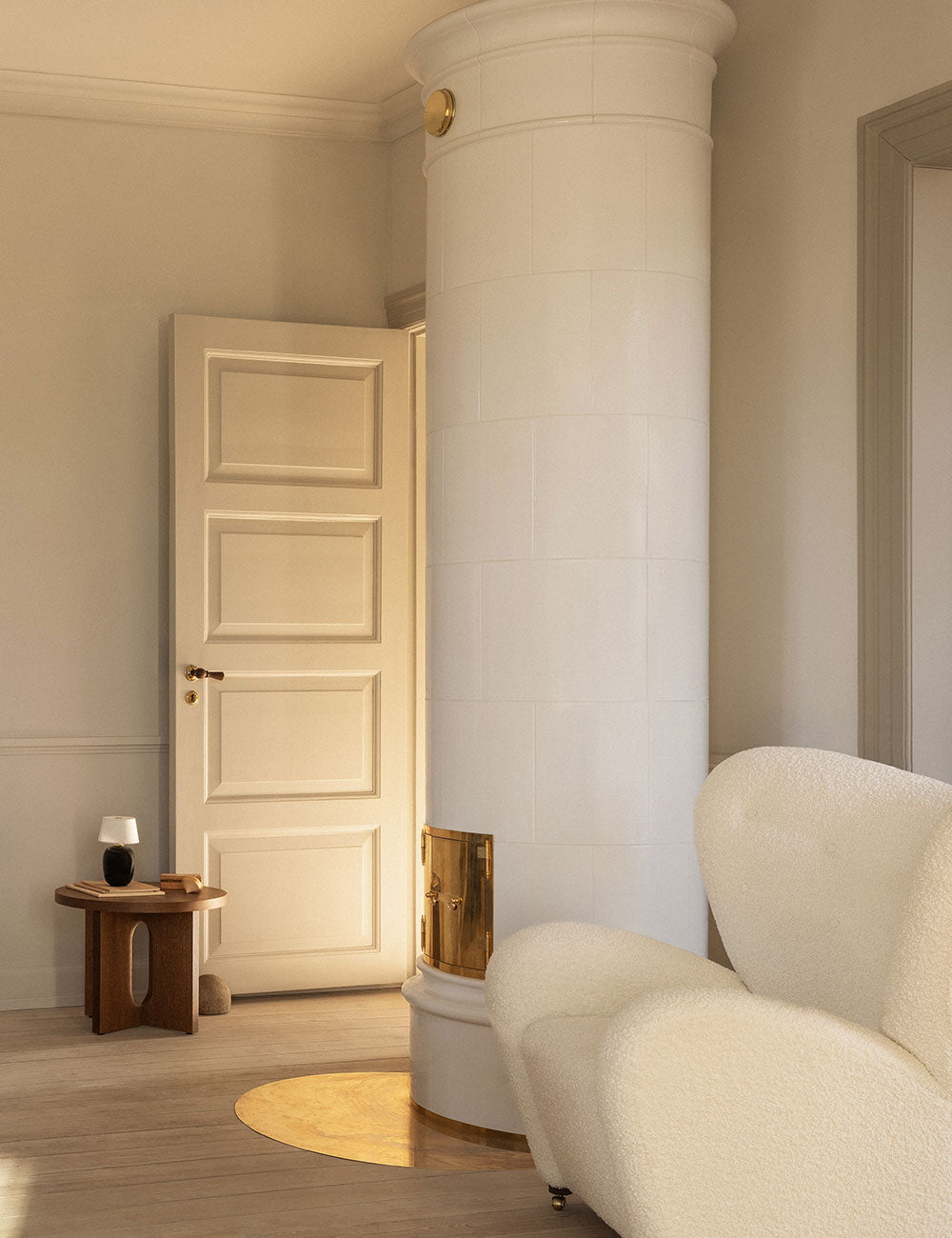 Androgyne side table Ø50
