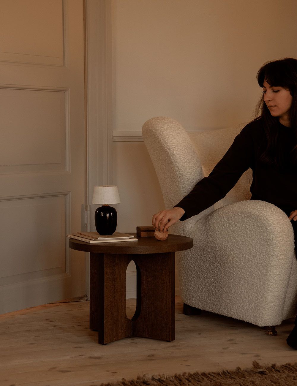 Androgyne side table Ø50