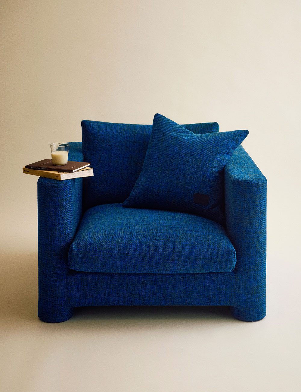 Ion Grand armchair
