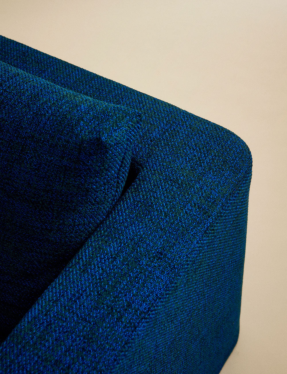 Ion Grand armchair