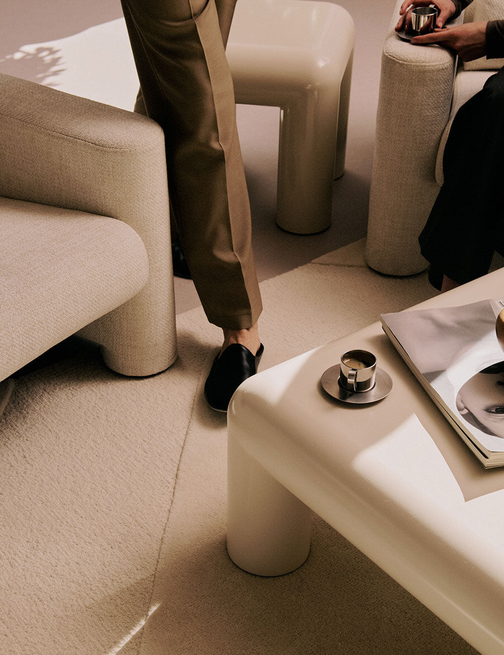 Ion armchair