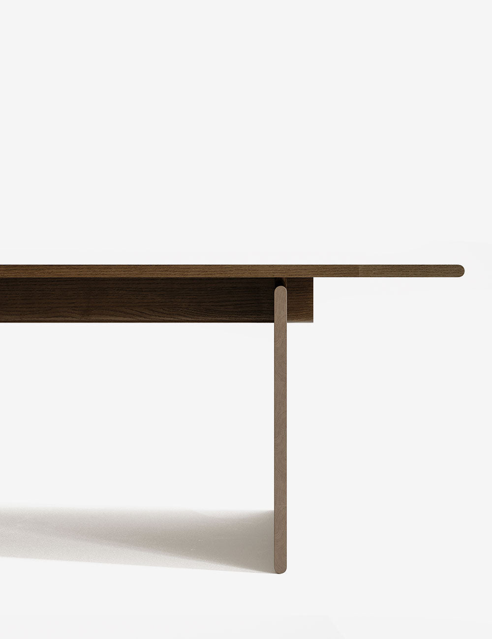Nomen dining table