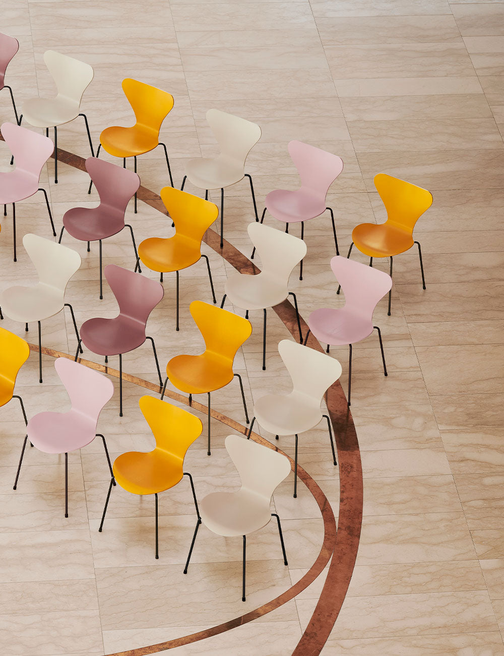 Chaise Série 7™ Laquée 