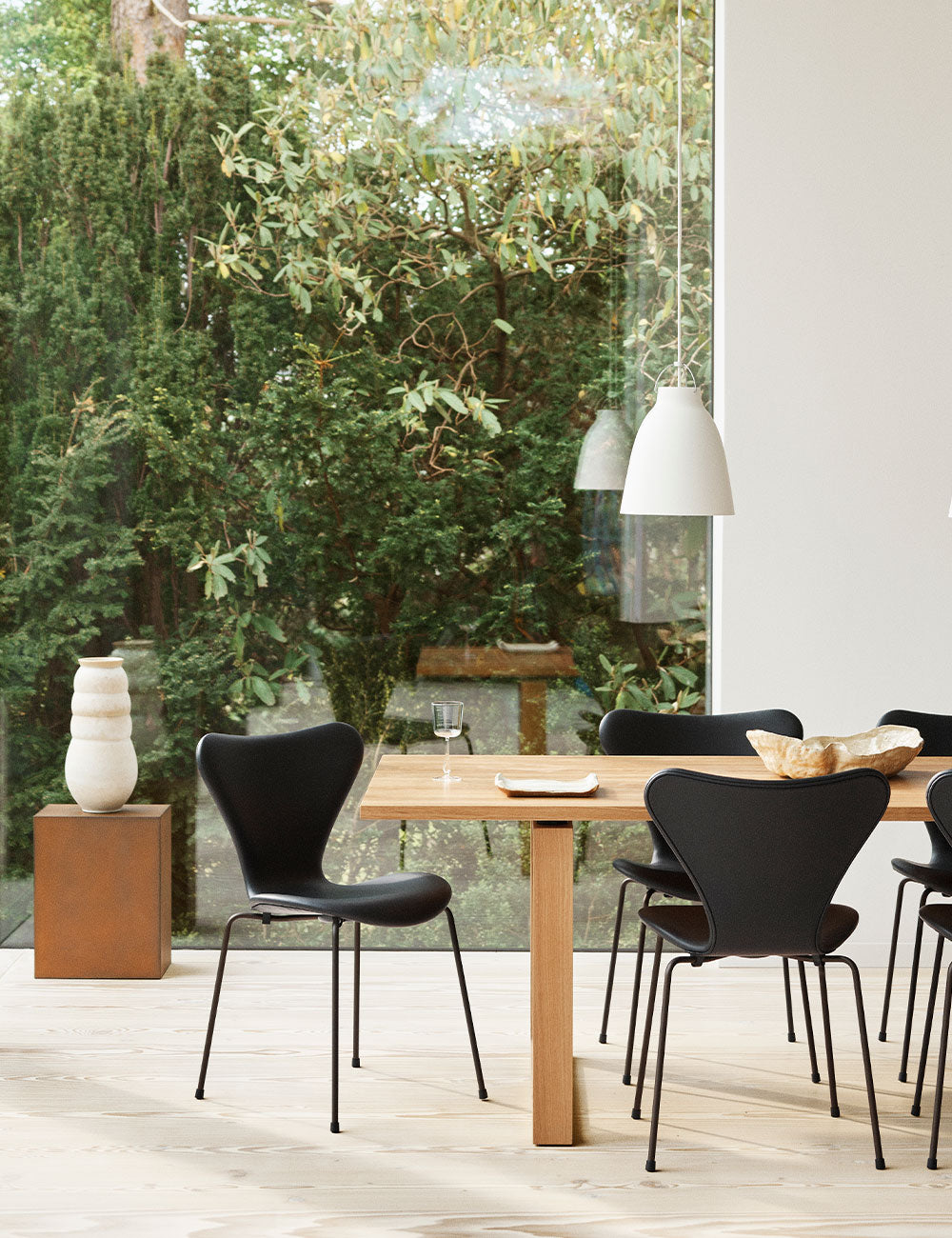 Series 7™  chair Fully Upholstered