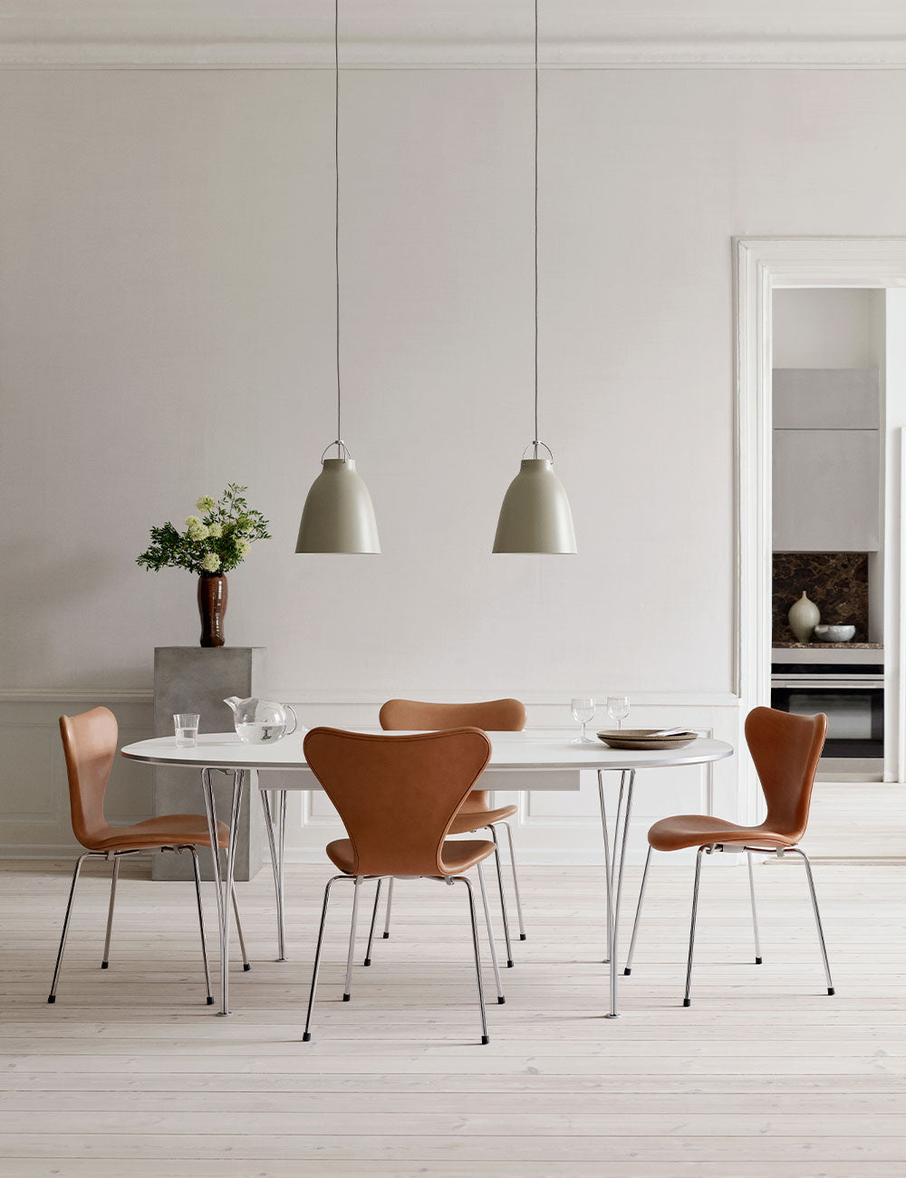 Series 7™  chair Fully Upholstered