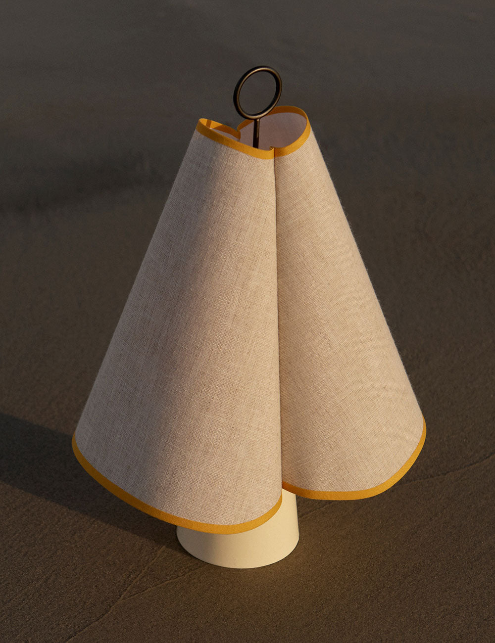 Hornbæk portable lamp