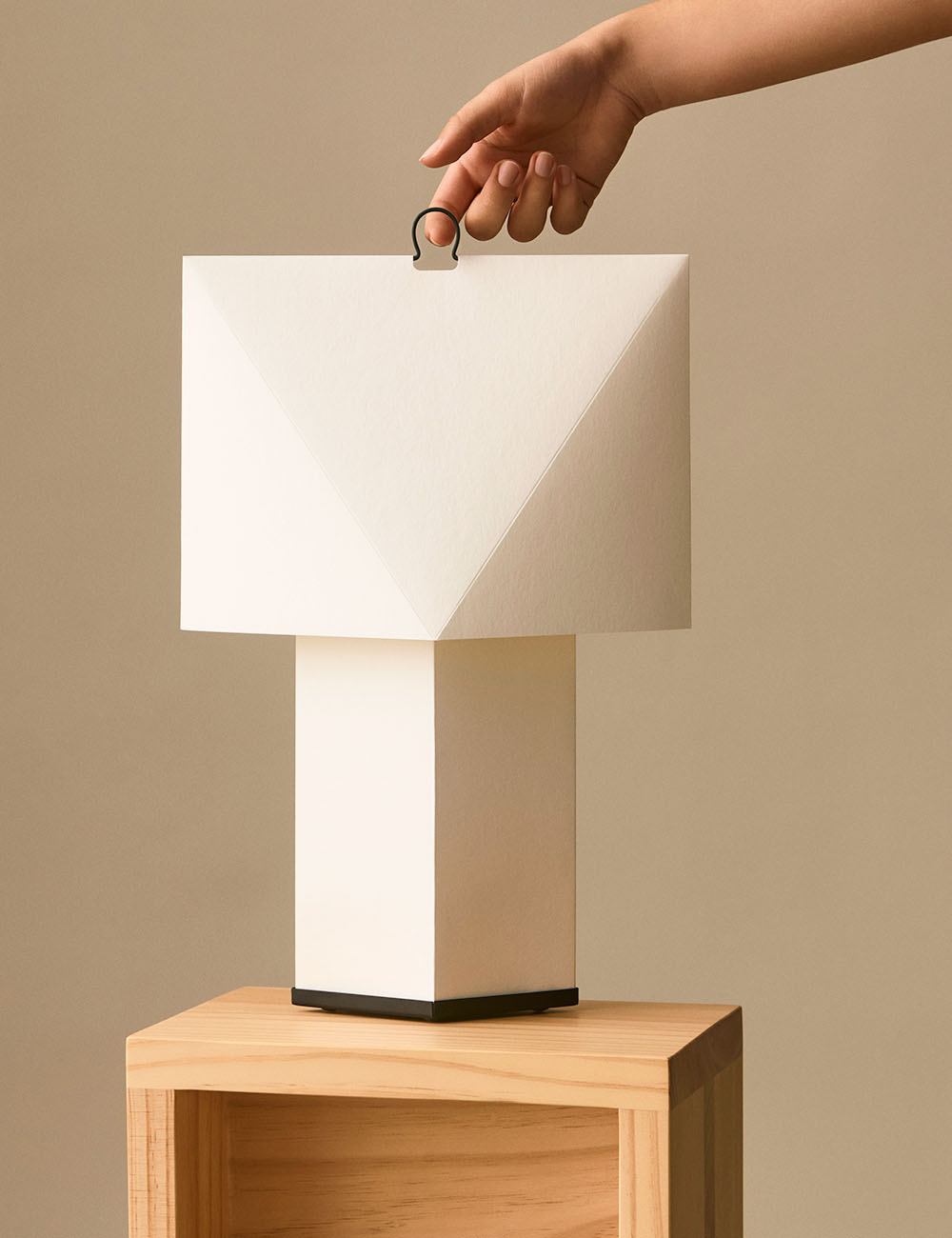 Aplat table lamp 660