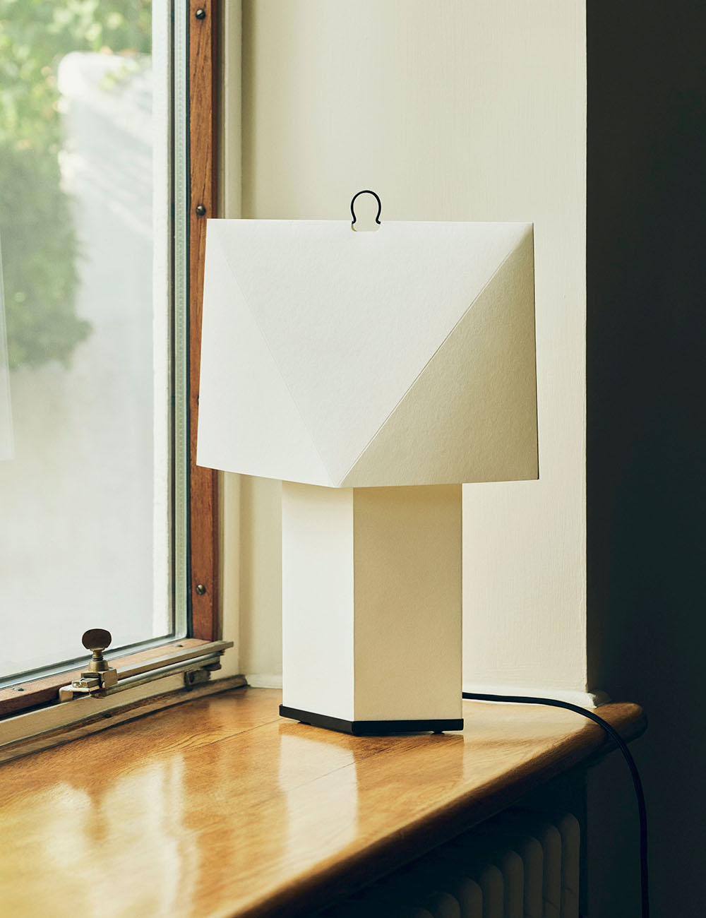 Aplat table lamp 660