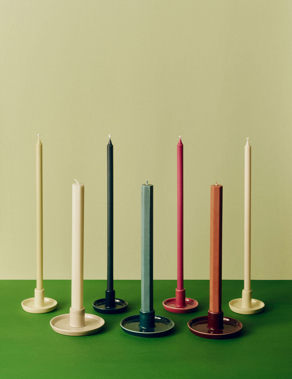 Disc candleholder