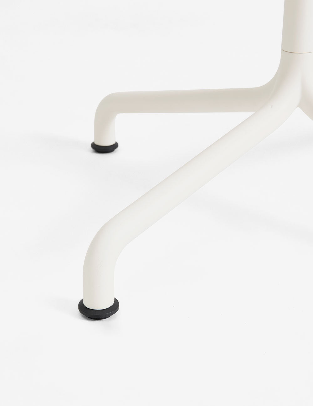 Deville Table 70