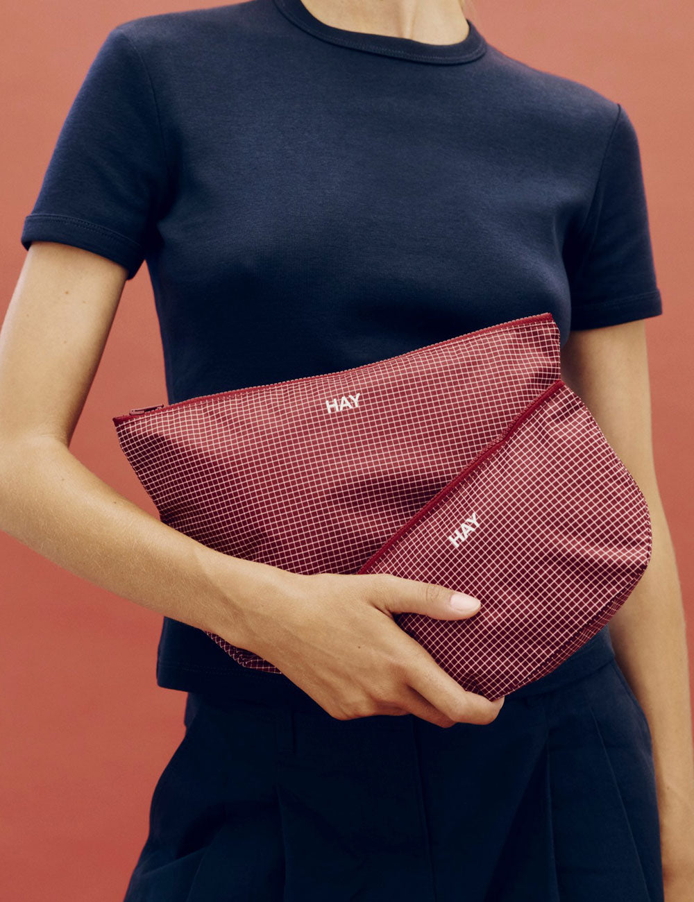 Grid Pouch L
