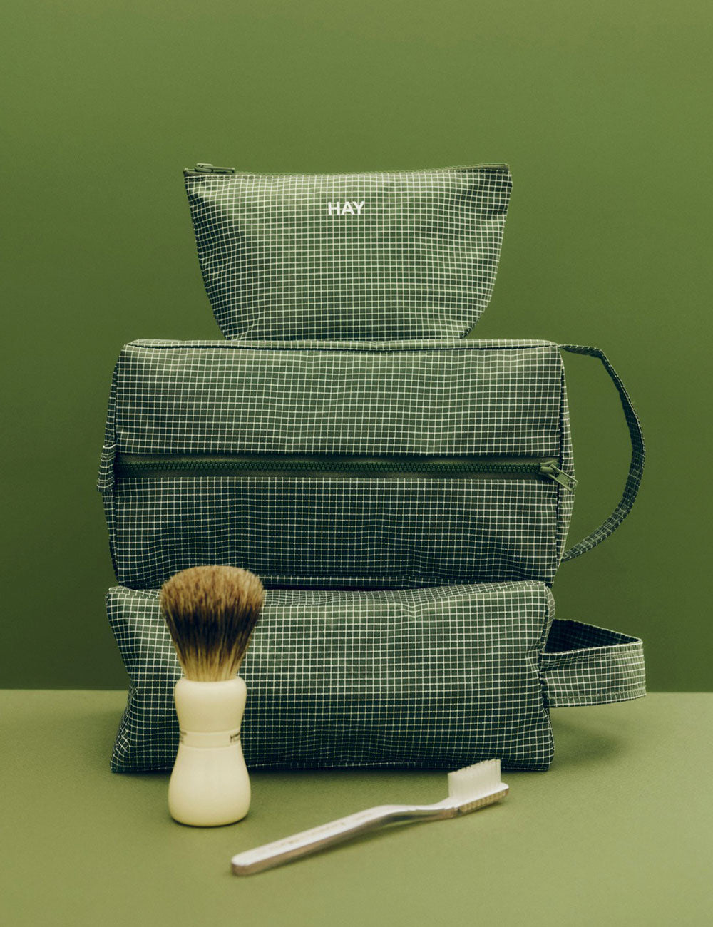 Grid wash bag S