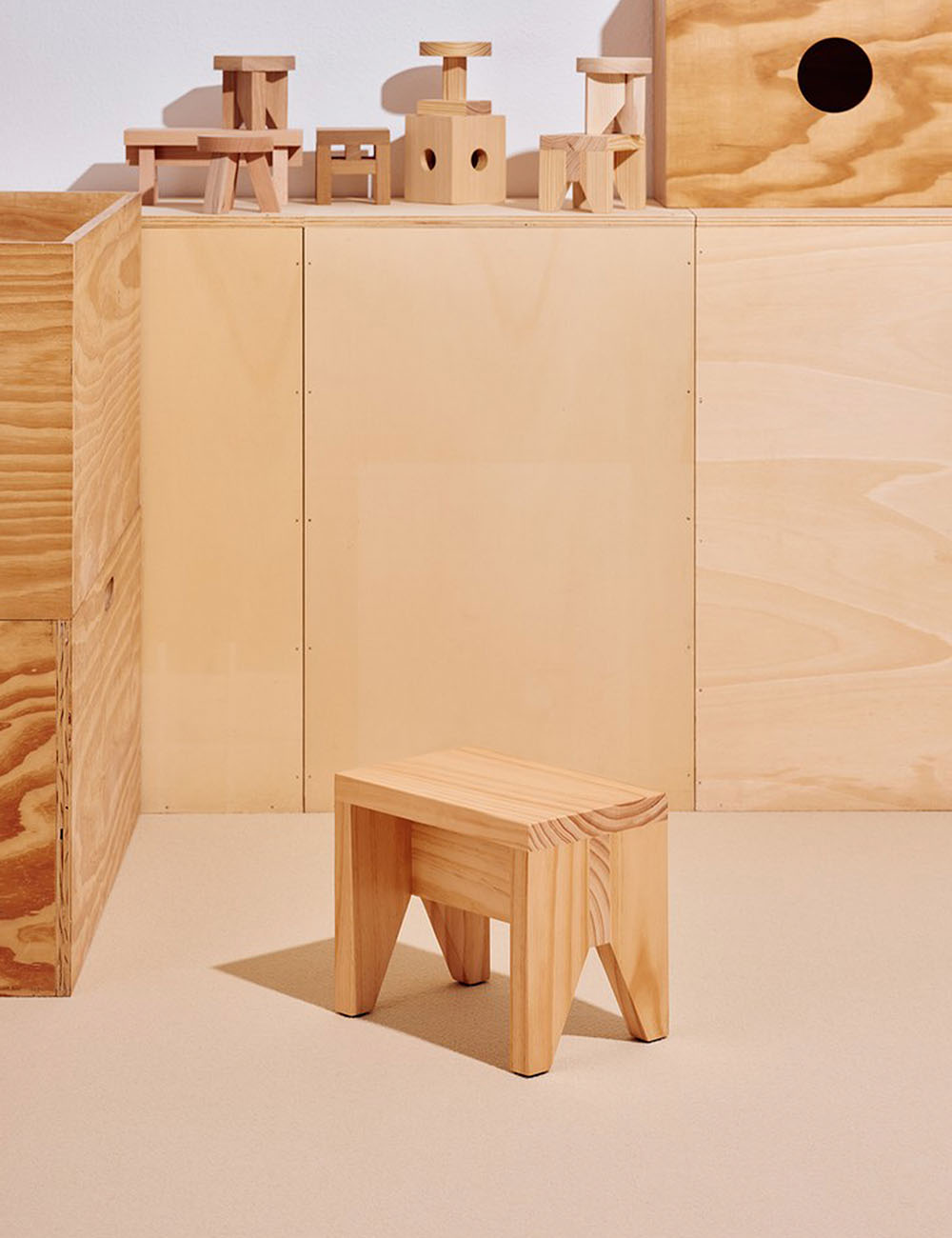 Manolito Stool short