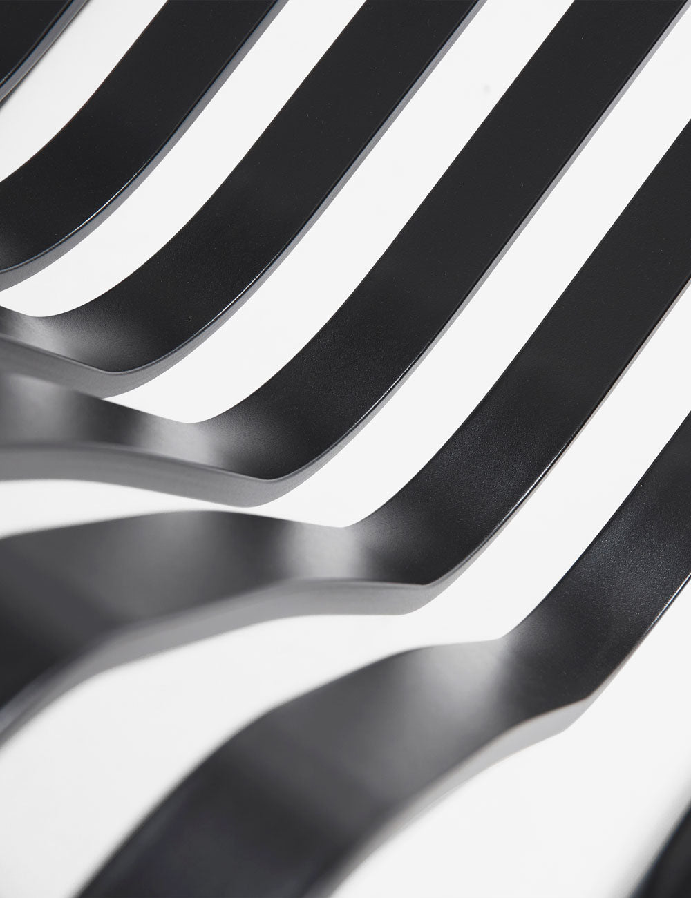 Palissade Cantilever armchair