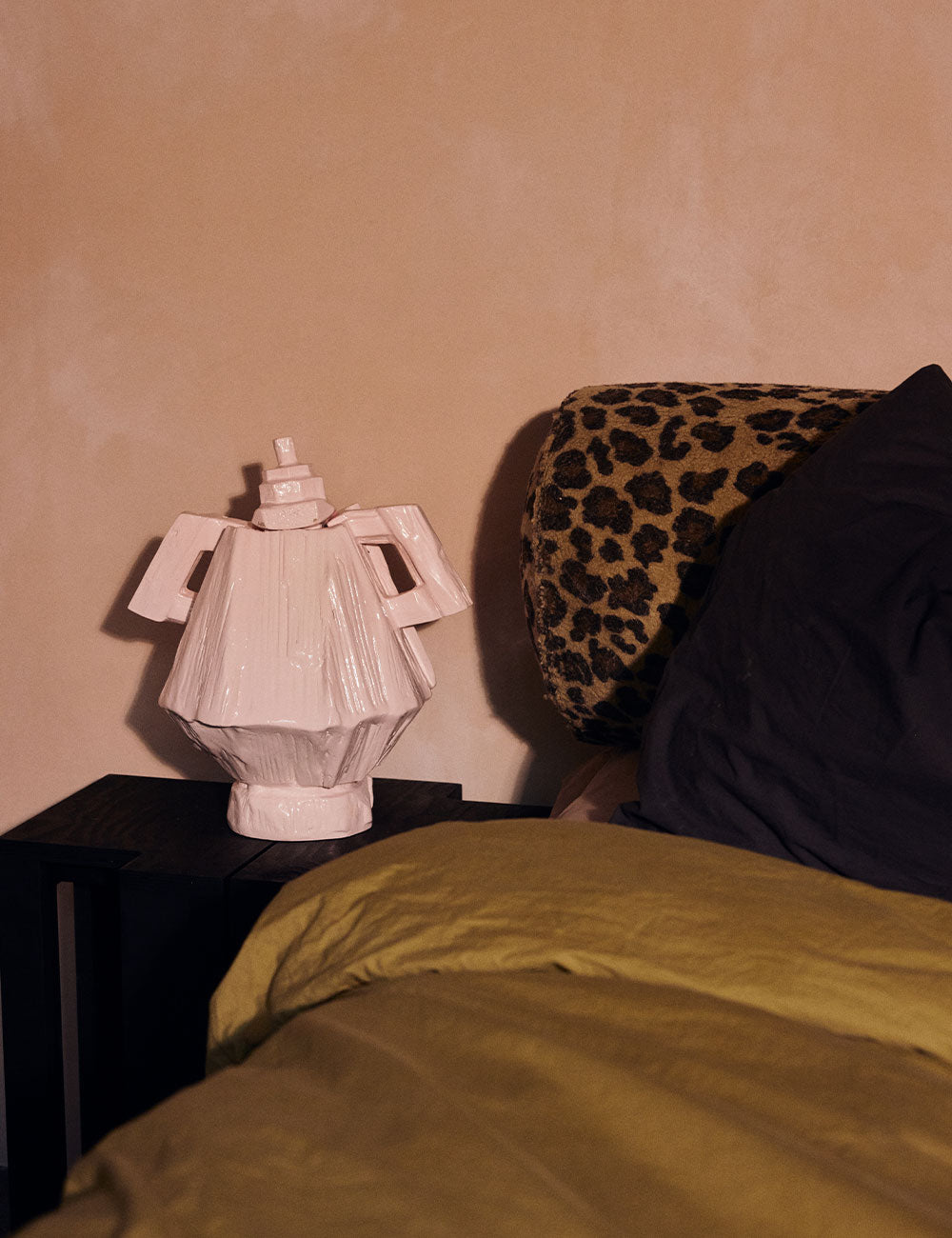 Vase Amfora Teun Zwets for hkliving