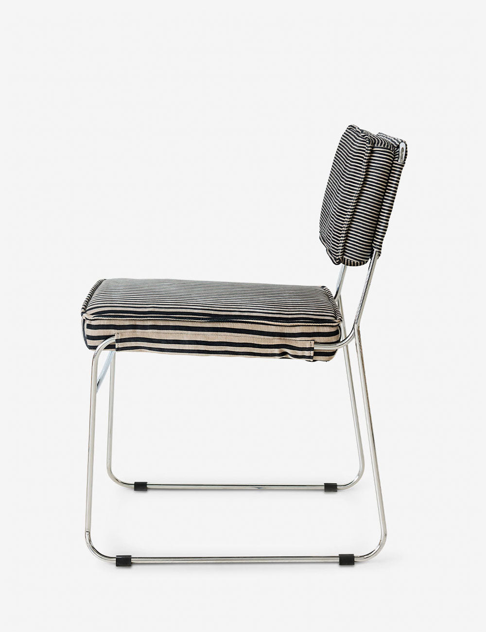  Endless dining chair