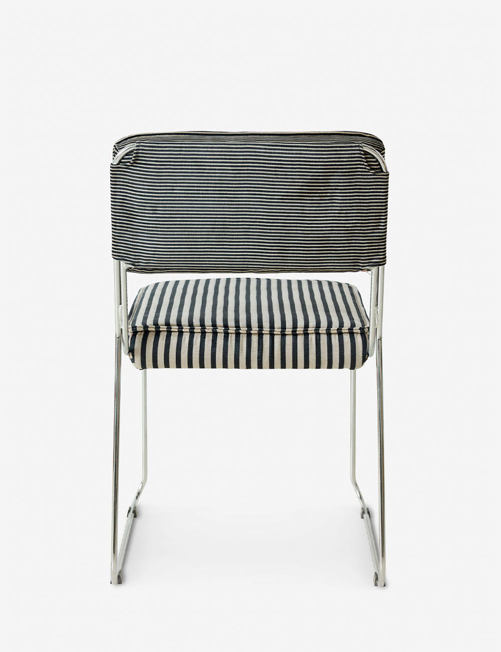  Endless dining chair