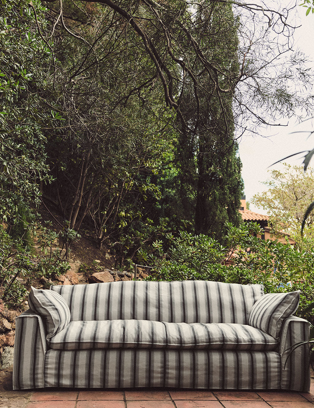 Nomad Couch 244 cm