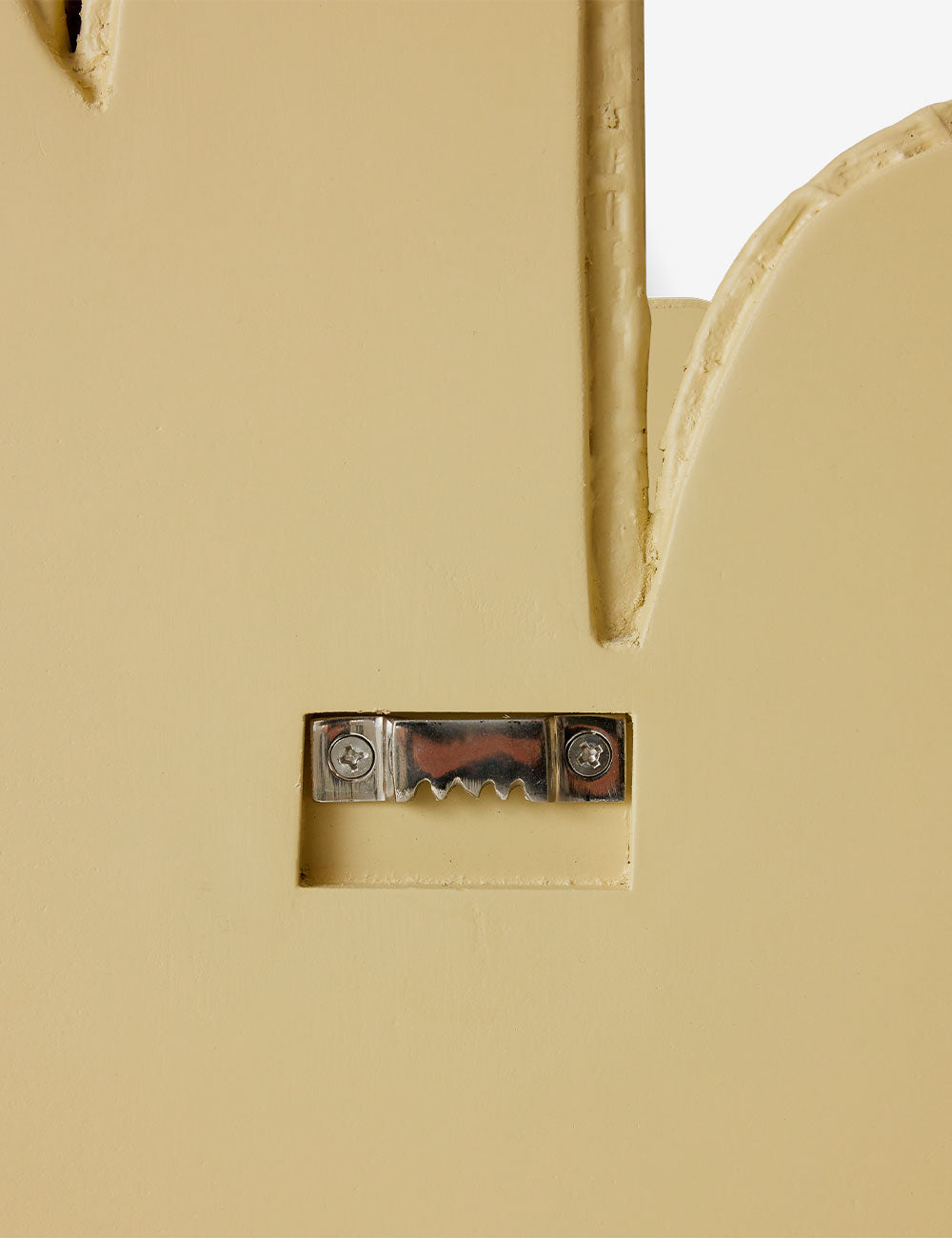 Escultura pared Modernist