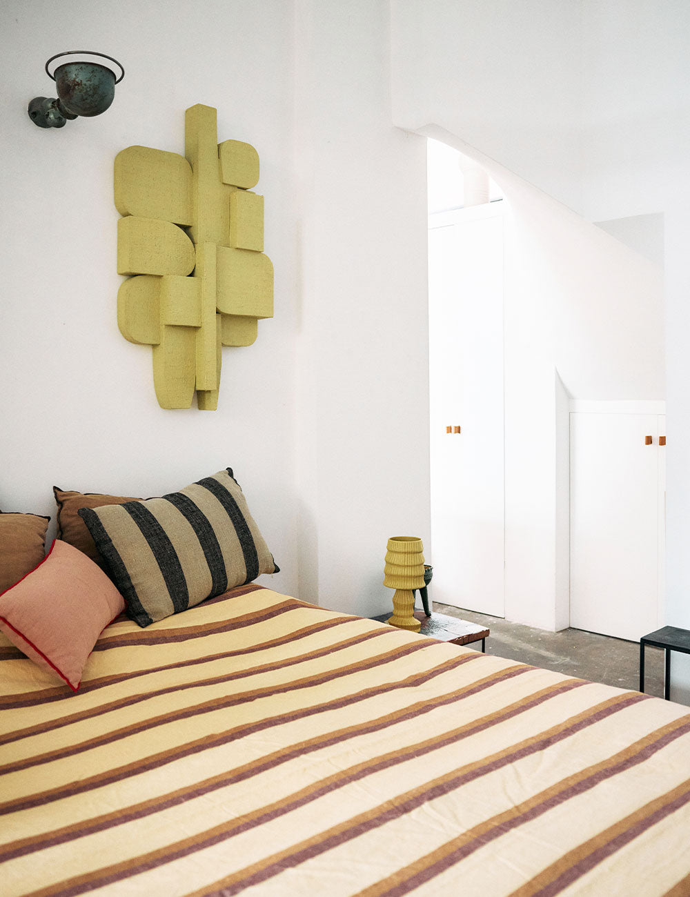 Escultura pared Modernist