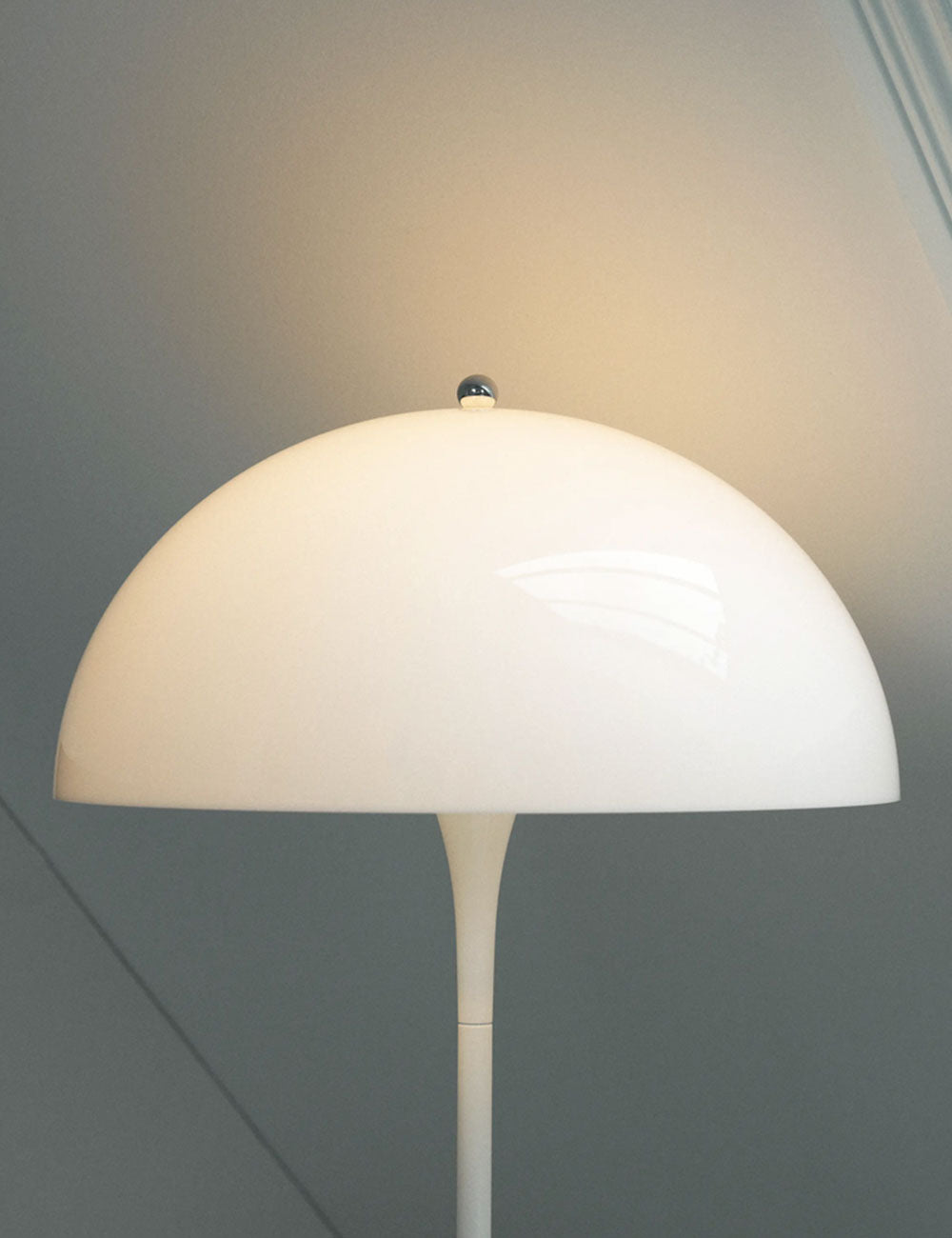 Lampada da terra Panthella 400